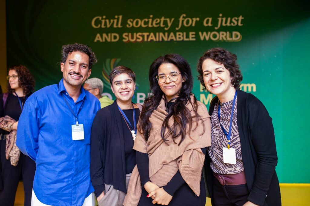 Representantes de organizações do terceiro setor no encontro do C20, subgrupo do G20.